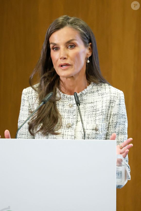 La reine Letizia (La reine Letizia d'Espagne) assiste à la Journée mondiale de la recherche contre le cancer à Salamanque, en Espagne, le 23 septembre 2025. © Lalo Yasky/Bestimage