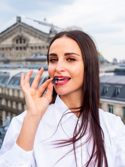 "Reprendre l'entreprise familiale ou créer la mienne" : rencontre avec Jade Genin, l'ex-avocate d'affaires devenue chocolatière comme son célèbre père Jacques Genin