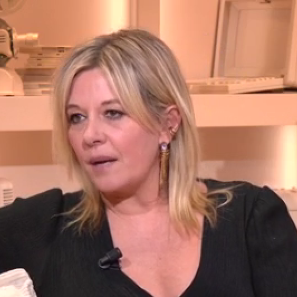 Flavie Flament dans l'émission "Puremédias : l'hebdo" sur T18.