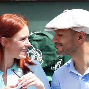 Audrey Fleurot et son nouveau compagnon Djibril Glissant assistent à la finale dame lors des Internationaux de France de tennis de Roland Garros à Paris
Gorassini / Jacovides / Bestimage