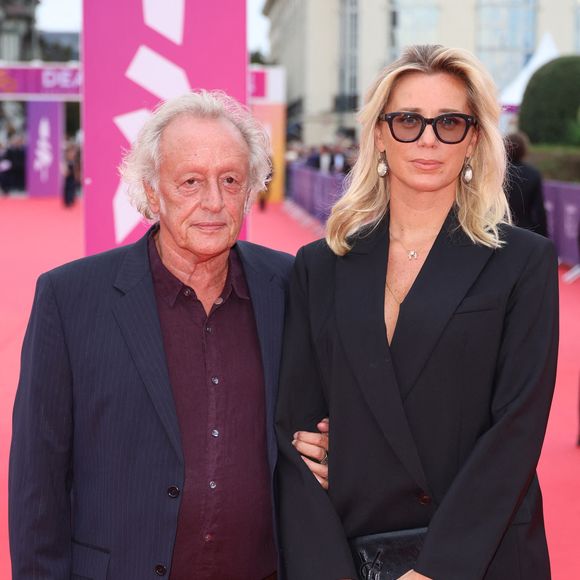 Cela fait de nombreuses années que le couple est épanoui.

Didier Barbelivien et sa femme Laure - Arrivées à la soirée d'ouverture de la 50ème édition du Festival du Cinema Américain de Deauville, France, le 6 septembre 2024. © Denis Guignebourg/BestImage