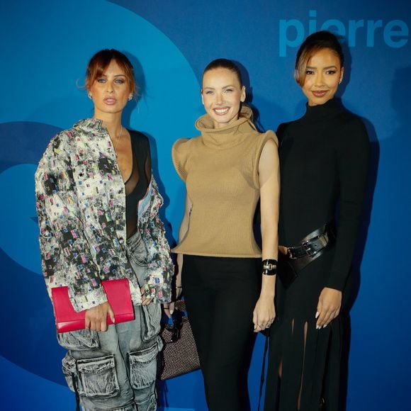 Malika Menard (miss France 2010), Amandine Petit (miss France 2021), Flora Coquerel (miss France 2014) au défilé de mode Femmes prêt-à-porter automne-hiver 2024/2025 "Pierre Cardin" lors de la fashion week de Paris . Le 4 mars 2024 © Christophe Clovis / Bestimage
