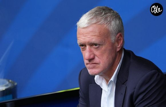 Didier Deschamps (à gauche), sélectionneur de l'équipe de France, est photographié avant la petite finale opposant la France à l'Angleterre lors de la Coupe du monde de la FIFA 2026 à Miami, aux États-Unis, le 18 juillet 2026. Photo : Xinhua/ABACAPRESS.COM/Hu Xingyu)