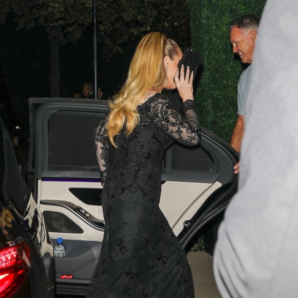 Adele et Rich Paul à la soirée d'anniversaire de Kris Jenner à Beverly Hills, dans la maison de Jeff Bezos, le 8 novembre 2025. © Backgrid USA / Bestimage