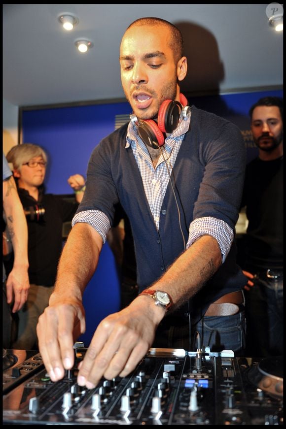 Dj Mehdi - DJ Set Chez Colette pour la sortie de la compilation Colette Music Box n°2, "Let The Children Techno"