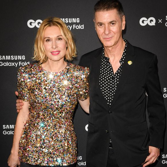 La rédactrice en chef de GQ France, Beline Dolat, et le lauréat du prix GQ 2019 du chanteur de l'année, Étienne Daho, assistent aux GQ Women and Men Of The Year Awards 2019 - Photocall At Hotel, le 26 novembre 2019 à Paris, en France. Photo par Shootpix/ABACAPRESS.COM.