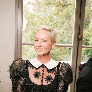 Adriana Karembeu au front row du défilé de mode Yanina Couture Collection Haute Couture Automne/Hiver 2026-2027 lors de la Fashion Week de Paris, le 7 juillet 2026. 

© Sam Delpech/Bestimage