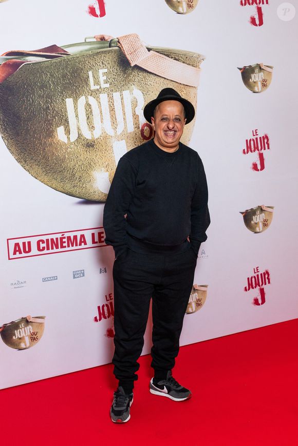 "J'ai un enfant de 14 ans, il est en quatrième, il a une surcharge de travail énorme. Il faudrait peut-être s'y pencher"

Booder - Première du film "Le Jour J" à Paris, le 9 octobre 2025.
© Julien Sarkissian/Bestimage