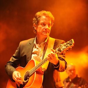 Francis Cabrel se produit en direct au Paléo Festival à Nyon, en Suisse, le 25 juillet 2009. Photo Loona/ABACAPRESS.COM