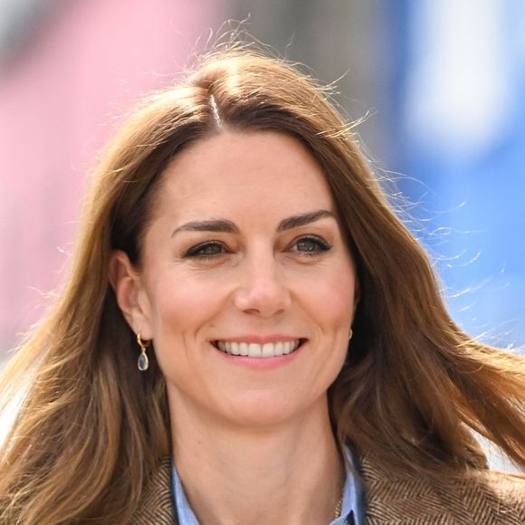 Le prince William, prince de Galles, et Catherine (Kate) Middleton, princesse de Galles, duc et duchesse de Rothesay, visitent la ville de Tobermory en Ecosse, Royaume Uni, le 29 avril 2025. © Backgrid UK/Bestimage