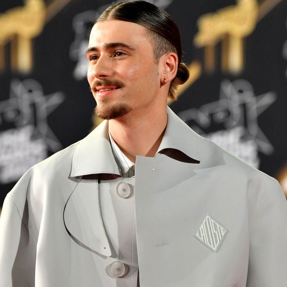 Pierre Garnier au photocall de la 26ème édition des NRJ Music Awards à Cannes, le 1er novembre 2024. © Bebert-Guignebourg/Bestimage