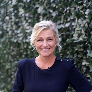 Anne-Elisabeth Lemoine - L'équipe de la nouvelle saison de l'émission "C à Vous" le 7 septembre 2023.

© Dominique Jacovides / Bestimage