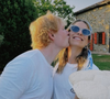 Depuis leurs retrouvailles en 2015, ils ses ont fiancés en 2018 puis mariés en 2019. 

Capture Instagram - Ed Sheeran