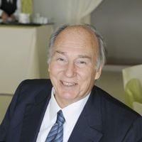 Le philanthrope à la fortune colossale et chef spirituel Aga Khan s'est éteint, il avait énormément investi à Chantilly dans l'Oise