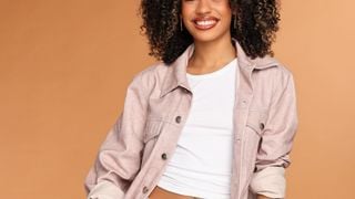 EXCLU Léane a déjà son favori pour remporter la Star Academy ! Désormais sortie du château, elle ne s'en cache pas