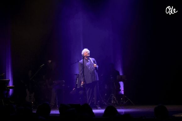 À l'époque, ce titre l'a instantanément propulsé au sommet de la gloire.

Exclusif - Hervé Vilard retrouve son public le temps d'un concert à la salle Pleyel à Paris avant de partir en tournée pour une cinquantaine de dates. Paris le 25 octobre 2026. © Jack Tribeca / Bestimage