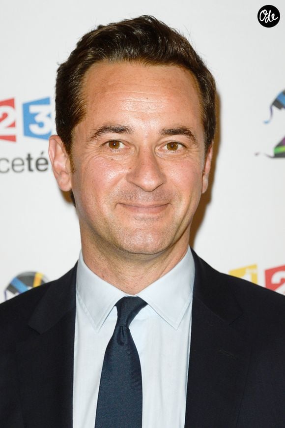 À partir du lundi 31 août 2026, il sera présent sur l'antenne de la radio RCF Notre-Dame

Nathanaël de Rincquesen au photocall de France Télévisions, pour la présentation de la nouvelle dynamique 2016-2017, à Paris, le 29 juin 2016.
© Guirec Coadic/Bestimage
