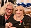 L'icône des années 60 a donc pris une décision radicale. Le jeudi 16 avril dernier, à l'hôtel des ventes de Monte-Carlo, l'actrice a mis aux enchères les reliques de sa carrière.

Pierre-Jean Chalençon et Michèle Mercier - D.Lisnard, le maire de Cannes, a honoré le parcours artistique de Michèle Mercier, grande comédienne française, et lui a remis les insignes d'Officier de l'Ordre des Arts et des Lettres dans son bureau à l'Hôtel de Ville. 

© Bruno Bebert / Bestimage