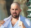 “Ce ne sont pas des gens que j’ai très envie de fréquenter”, résume Artus

Artus à la Pétanque Turquoise sur la Place des Lices à Saint-Tropez, au profit de l'association "Soleil d'Enfance". Le 11 août 2024