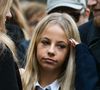 Giulia Sarkozy était présente lorsque son père est parti en direction de la prison de la Santé.

Giulia Sarkozy - Le clan Sarkozy à la sortie du domicile de Nicolas Sarkozy domicile parisien avant son incarcération à la prison de La Santé à Paris. © Bestimage