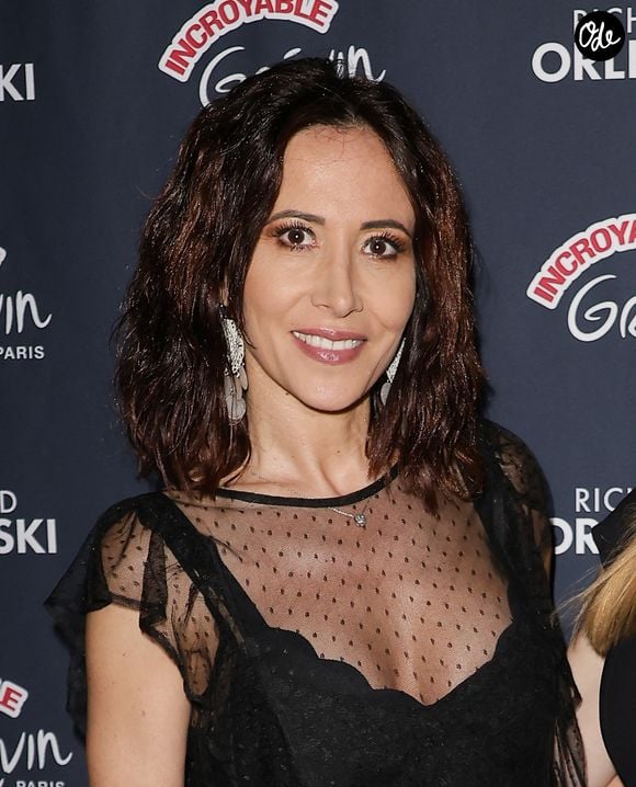 Elle évoque la difficulté de ne pas avoir de relais au quotidien.

Fabienne Carat - Inauguration de la statue de cire de « Richard Orlinski » au musée Grévin à Paris le 12 mars 2026. © Coadic Guirec/Bestimage