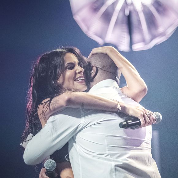 Exclusif - La chanteuse Shy'm en concert, avec son père Harry Marthe, aux Folies Bergère à Paris. Le 7 mars 2018
© Cyril Moreau / Bestimage