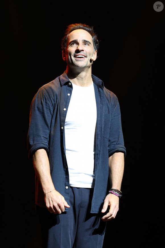 Spectacle de Florent Peyre "Nature" au theatre Mogador à Paris le 4 décembre 2023.  © Coadic Guirec/Bestimage 