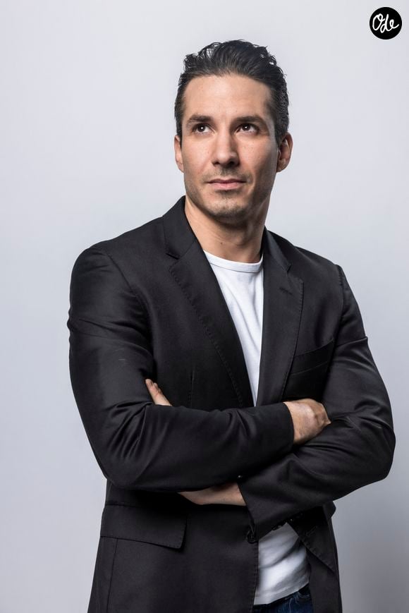 Jérémy Ferrari - Studio - Enregistrement de l'émission "La chanson secrète", présentée par N.Aliagas et diffusée le 29 décembre sur TF1
© Guillaume Gaffiot-Cyril Moreau / Bestimage