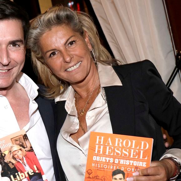 Harold Hessel, Caroline Margeridon - People à la soirée "Signature des écrivains" au Fouquet's à Paris. Le 24 novembre 2021
© Cédric Perrin / Bestimage