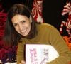 Dans la foulée, cet atelier sera suivi par un autre à 16h, consacré à l’initiation à la pleine conscience et à la méditation. Celui-ci, de deux heures également, est proposé à 19 €.

Adeline Blondieau dédicace ses livres dont le dernier "Le yoga des enfants" au marché de Noël de la Défense le 14 Décembre 2019.
© Christophe Aubert via Bestimage