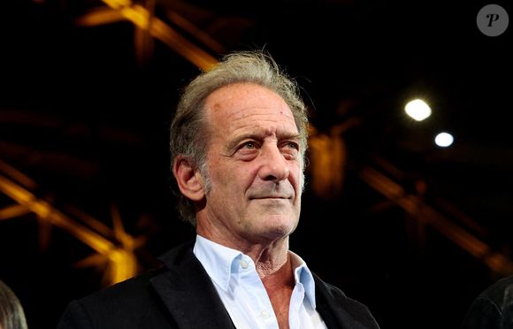 Vincent Lindon - Pour la séance de clôture de la 16ème édition du Festival Lumière de Lyon, un hommage tout particulier a été rendu à l'acteur Alain Delon en projetant "Plein Soleil" de René Clément. Pour l'occasion Vincent Lindon a prononcé un discours en présence de Anthony Delon, qui, sous le coup de l'émotion, a fondu en larmes pendant l'évocation de son père. C'est la première fois, depuis sa disparition, qu'un hommage était rendu en public à Alain Delon,  au Halle Tony Garnier, à Lyon, France, le 20 octobre 2024. © Dominique Jacovides/Bestimage