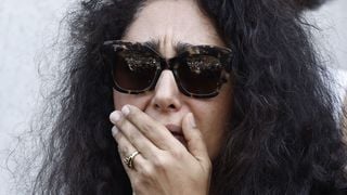 Au Père-Lachaise, Golshifteh Farahani perd pied pour dire au revoir à Marjane Satrapi, aux côtés de Catherine Deneuve et sa fille Chiara