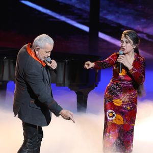 Son ami Bernard Lavilliers partage aujourd'hui dans la presse son émotion
Bernard Lavilliers (Victoire d’honneur pour l’intégralité de sa carrière) et Catherine Ringer - 39ème cérémonie des Victoires de la musique à la Seine musicale de Boulogne-Billancourt, France, le 9 février 2024. © Coadic Guirec/Bestimage