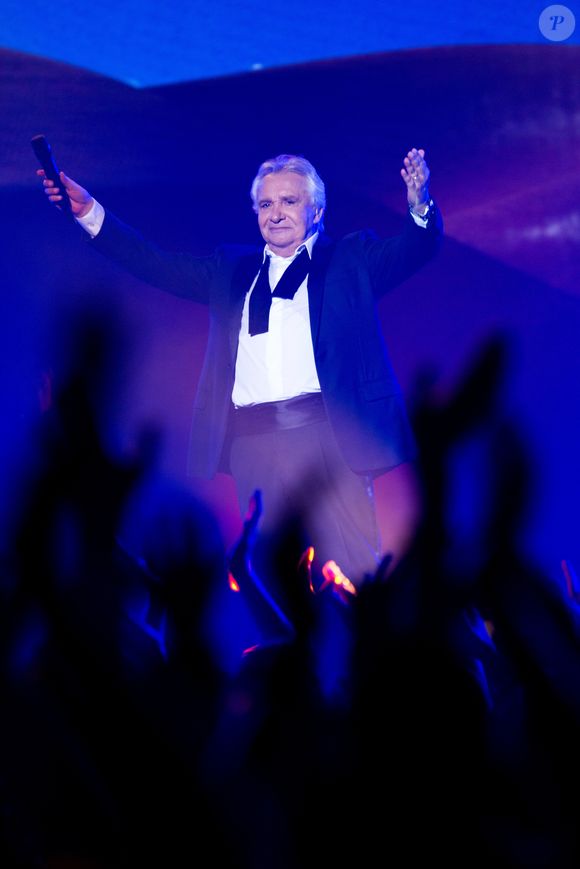 Exclusif - Michel Sardou en concert au Zenith de Strasbourg lors de la tournée "La dernière danse" le 13 octobre 2017.
© Alain Rolland / Imagebuzz / Bestimage