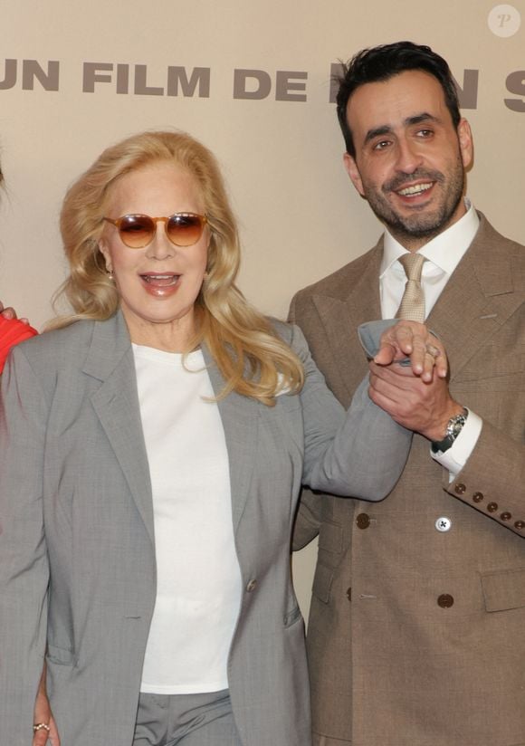 Sylvie Vartan et Jonathan Cohen - Avant-première du film "Ma Mère, Dieu et Sylvie Vartan" au cinéma Pathé Palace à Paris le 17 mars 2025. © Coadic Guirec/Bestimage