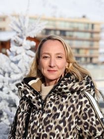 "On y est tout le temps" : Audrey Lamy et son compagnon Thomas Sabatier, leur refuge en altitude dans les Alpes