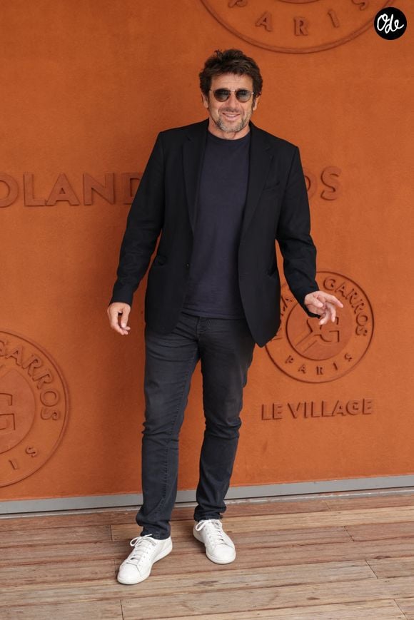 Patrick Bruel dans les tribunes lors du tournoi de Roland-Garros 2025, le 2 juin 2025 à Paris, en France. © Nasser Berzane/abacapress.com