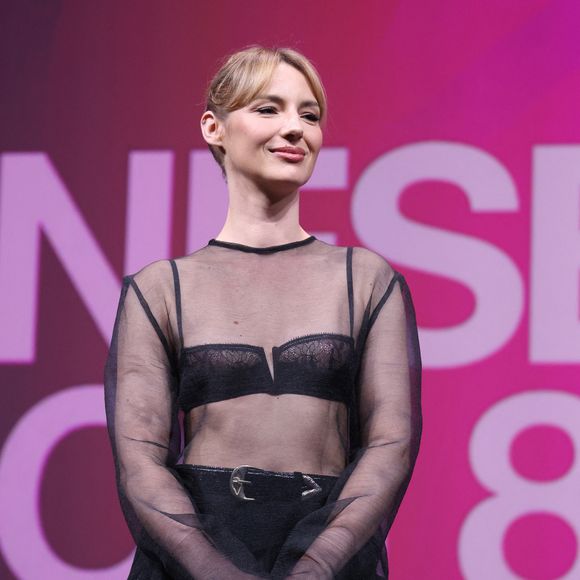 Louise Bourgoin - Cérémonie de clôture du festival Canneseries saison 8 au palais des festivals à Cannes le 29 avril 2025.

© Denis Guignebourg / Bestimage