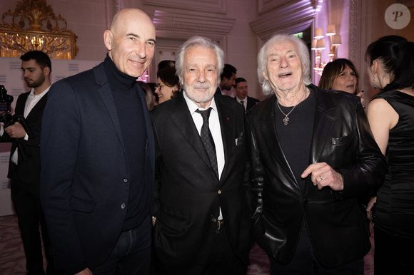 Nicolas Canteloup, Hugues Aufray et Pierre Arditi assistent au Gala des Stethos d'or 2024 à l'Hôtel George V, le 18 mars 2024 à Paris, France. Photo par David Niviere/Abaca