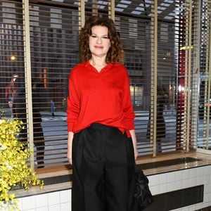 Sandra Bernhard lors de la soirée Bergdorf Goodman pour la célébration de la première collection LOEWE de Jack McCollough et Lazaro Hernandez à New York City, NY, Etats-Unis, le 19 mars 2026. © Joe Schildhorn/BFA.com/Backgrid/Bestimage