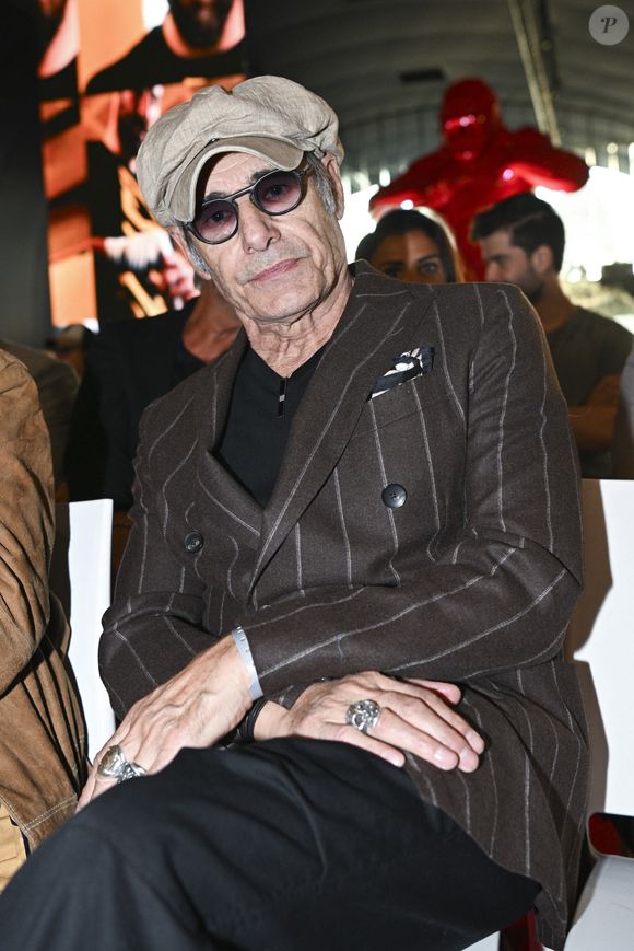 Gérard Lanvin - People au Championnat du monde de kickboxing ISKA (International Sport Kickboxing Association) au Grand Palais éphémère à Paris le 31 mai 2022.

© JB Autissier / Panoramic / Bestimage