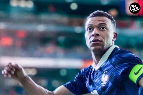 La marque de vêtements de sport Nike a dévoilé sa publicité pour la Coupe du monde de la FIFA, mettant en scène les plus grandes stars du football d’hier et d’aujourd’hui, ainsi que des célébrités issues d’autres domaines. © Nike via Bestimage