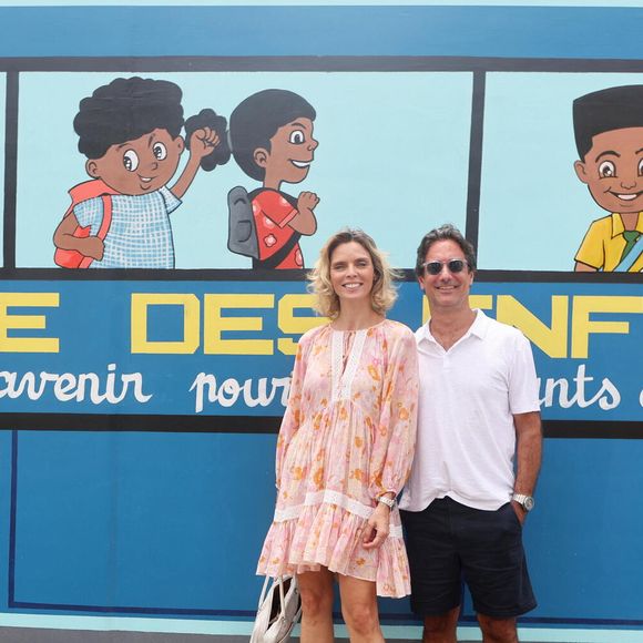 Dans une interview accordée au média "Lou", elle a salué l’implication de son mari dans l’éducation des enfants.

Sylvie Tellier et son mari Laurent Schenten lors du Gala 2022 de la Fondation "Children of Africa", à Abidjan, le 1er mars 2024

© Dominique Jacovides / Bestimage