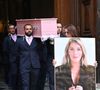 Il perçoit d'ailleurs ce triste drame comme le véritable point final de sa propre carrière

Sorties des obsèques de Loana Petrucciani dans la cathédrale Sainte-Réparate à Nice le 10 avril 2026. L'ancienne star de téléréalité a été retrouvée morte dans son appartement niçois par les autorités, le 25 mars dernier. © Bruno Bebert/Bestimage