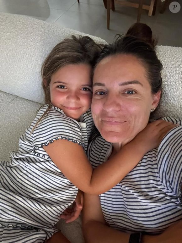 Elle explique pourquoi elle n’avait rien dit avant : protéger sa fille Dea reste sa priorité absolue.

Julie (Pekin Express) et sa fille sur son compte Instagram