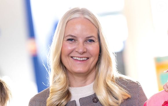La princesse héritière Mette-Marit, visite des clowns hospitaliers à l'hôpital Ullevål à Oslo, Norvège, le 5 mars 2025.
 © Dana Press / Bestimage