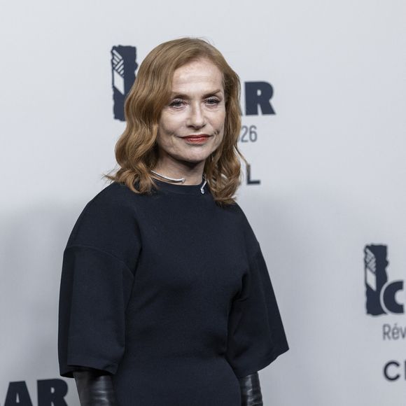 Isabelle Huppert - Photocall du dîner des Révélations César 2026 à l'Elysée Montmartre à Paris, France, le 19 janvier 2026.
 
© Olivier Borde / Bestimage