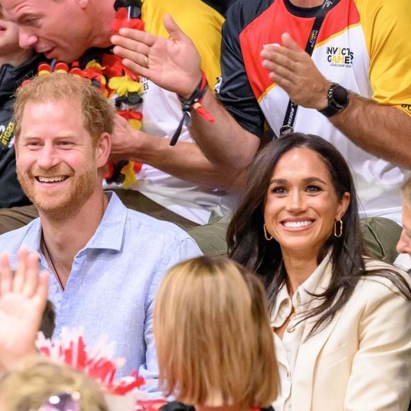 Le prince Harry, duc de Sussex et Meghan Markle, duchesse de Sussex, aux Invictus Games 2023 à Dusseldorf, le 15 septembre 2023. (Backgrid USA / Bestimage).