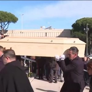 Cercueil de Brigitte Bardot lors de ses obsèques du 7 janvier 2026 à Saint-Tropez