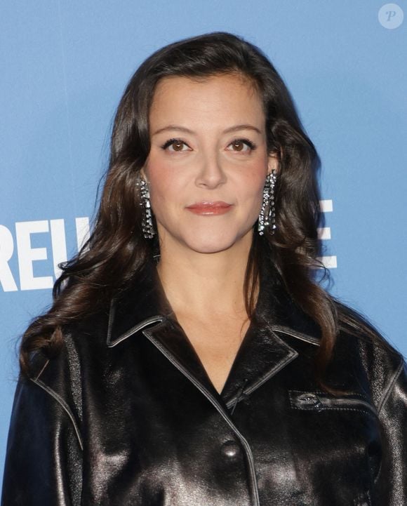 La comédienne demande à ses abonnés Instagram s'ils connaissent un dermatologue

Camille Lellouche - Avant-première du film "L'heureuse élue" au cinéma UGC Bercy à Paris, France, le 11 Septembre 2024. © Coadic Guirec/Bestimage
